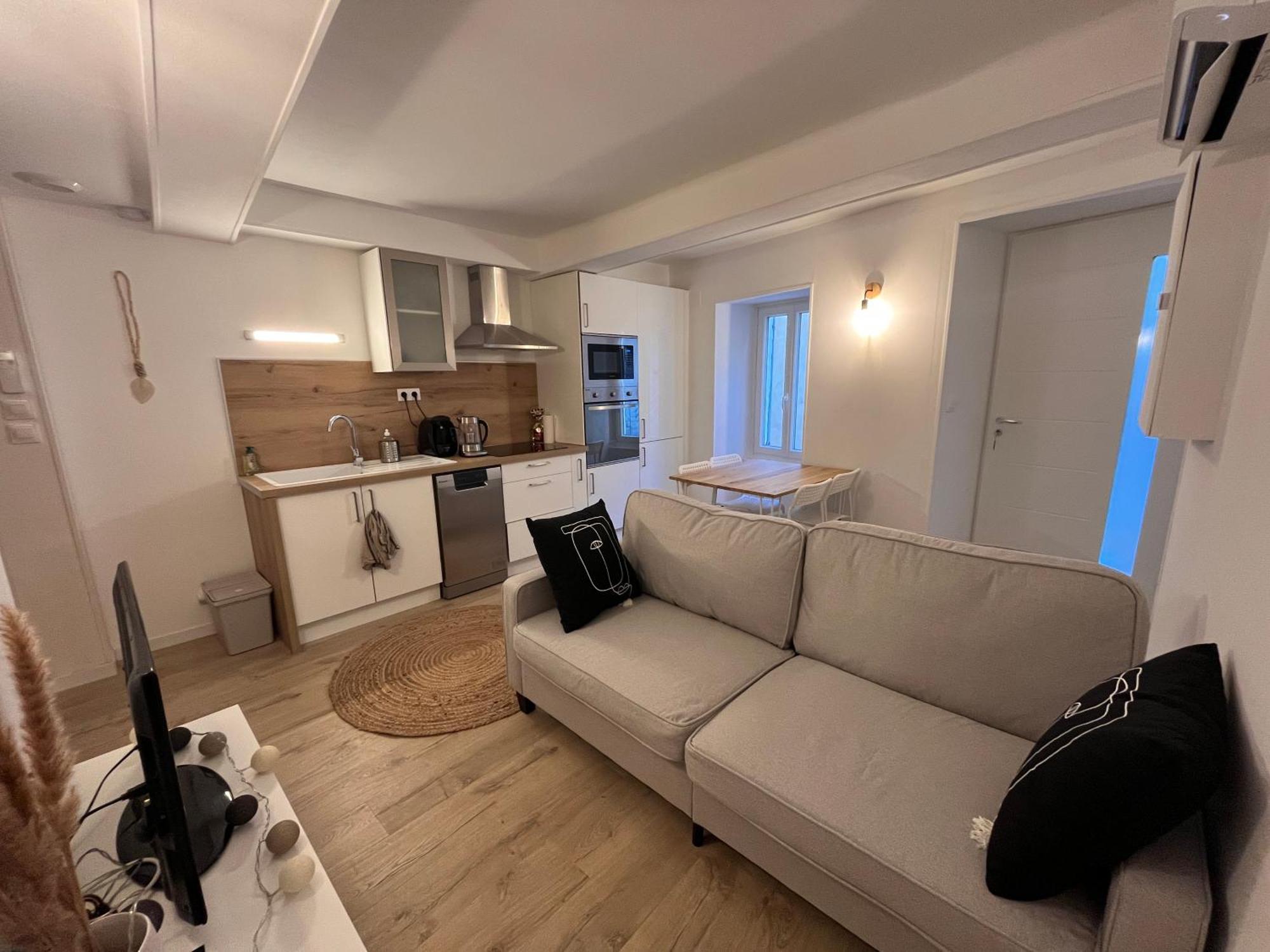 Maison 1807 Saint-Chaptes Bagian luar foto
